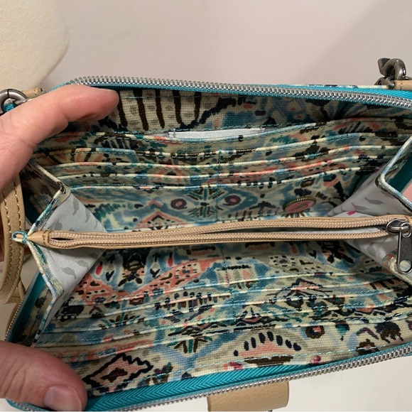 Sakroots Artist Circle Large Smartphone Crossbody and Wristlet - Picture 5 of 11